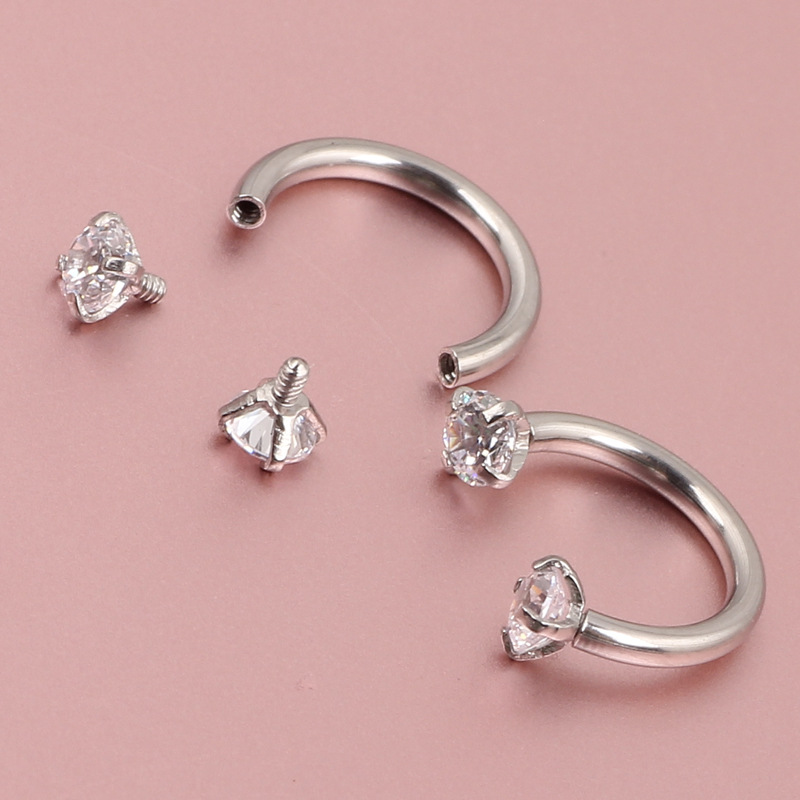 Pointed titanium steel lip stud product view