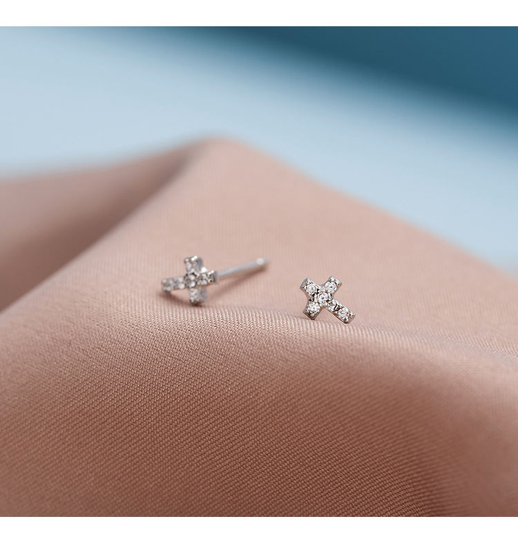 Cross Pattern Women'S Gender 1 Pair Simple Style Cross Sterling Silver Inlay Zircon Ear Studs