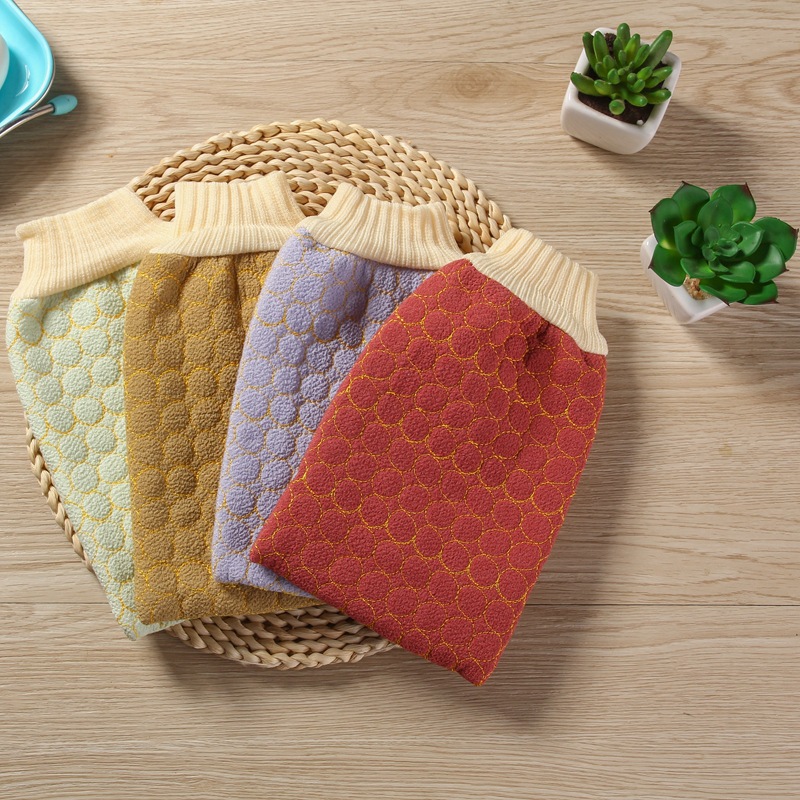 Factory direct sales quilted embroidered round bath towel massage thickened cleansing mud rub treasure decontamination mud bathing gloves