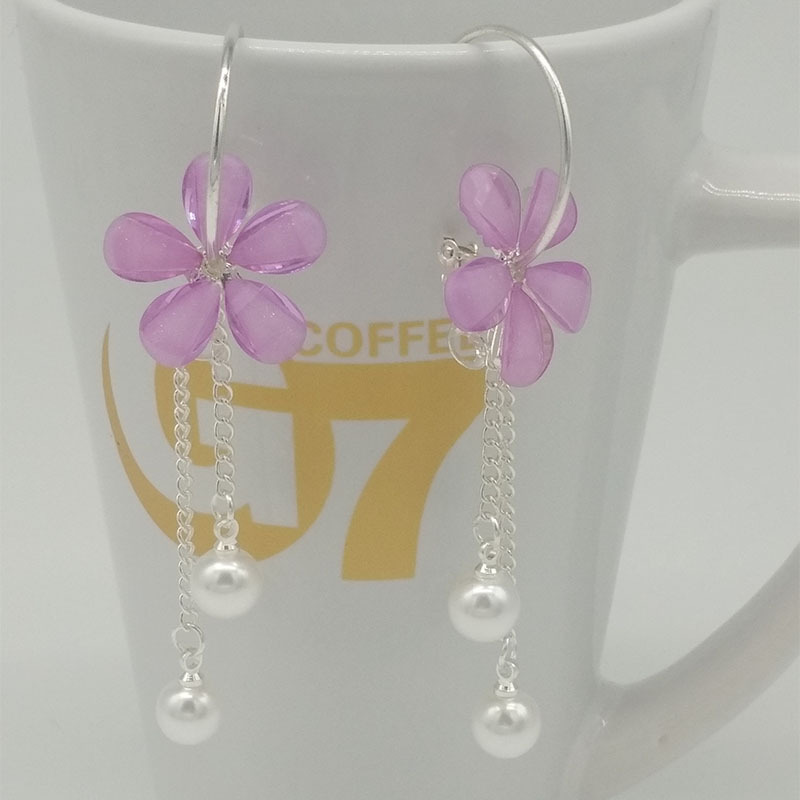 Arylic, Imitation Pearl, Alloy Material 1 Pair Simple Style Flower Arylic Imitation Pearl Alloy Plating Women's Dangling Earrings