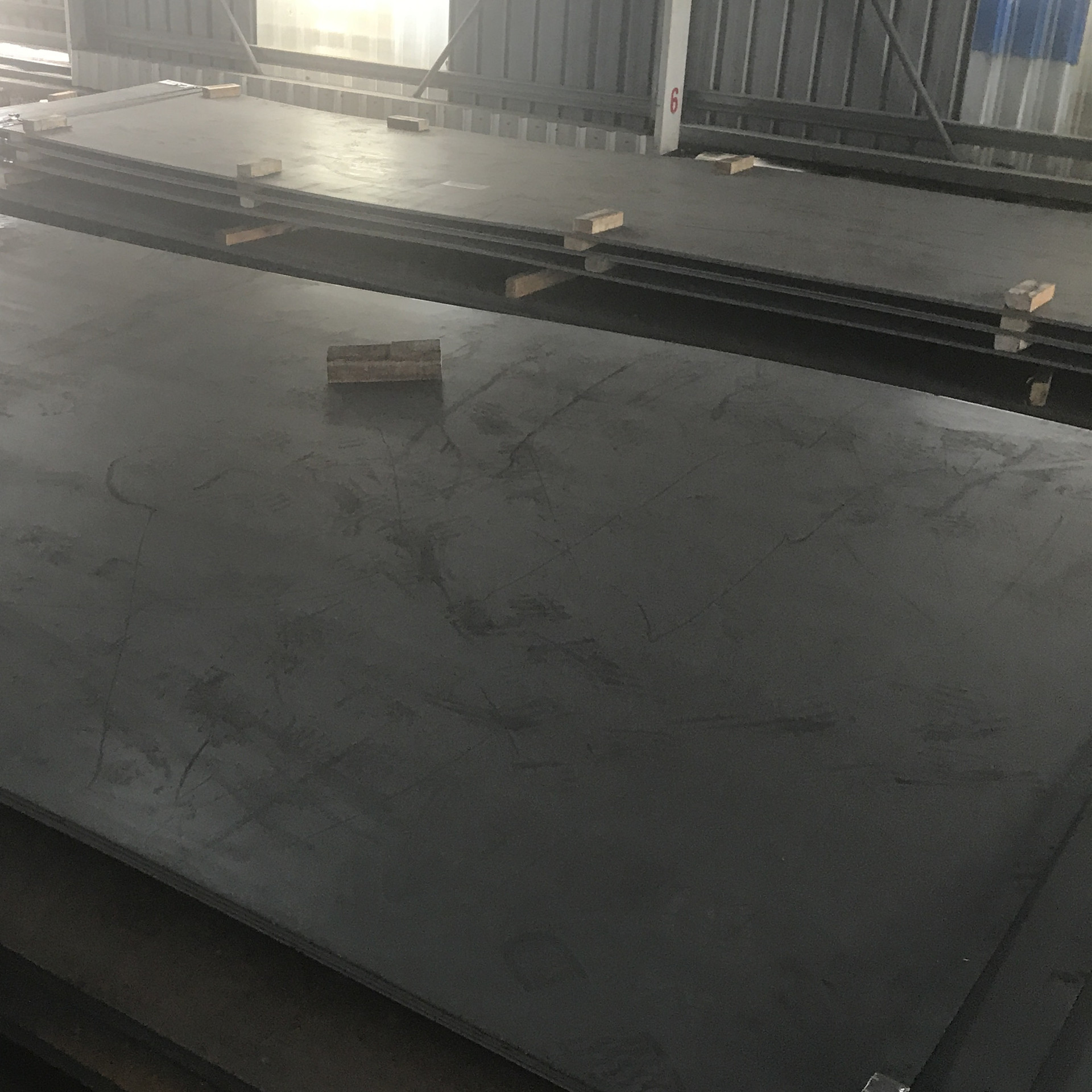 山东中厚板钢铁 耐磨钢 抗磨损 10*2200 鞍钢耐磨板价格