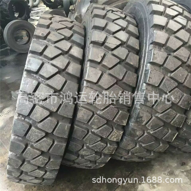 现货直销华鲁13.00r25全钢子午线矿用自卸车轮胎1300R25轮胎