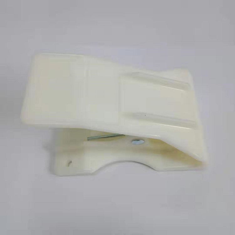 绗缝机配件底座2孔加长白夹子螺丝孔圆心距约6厘米|ms