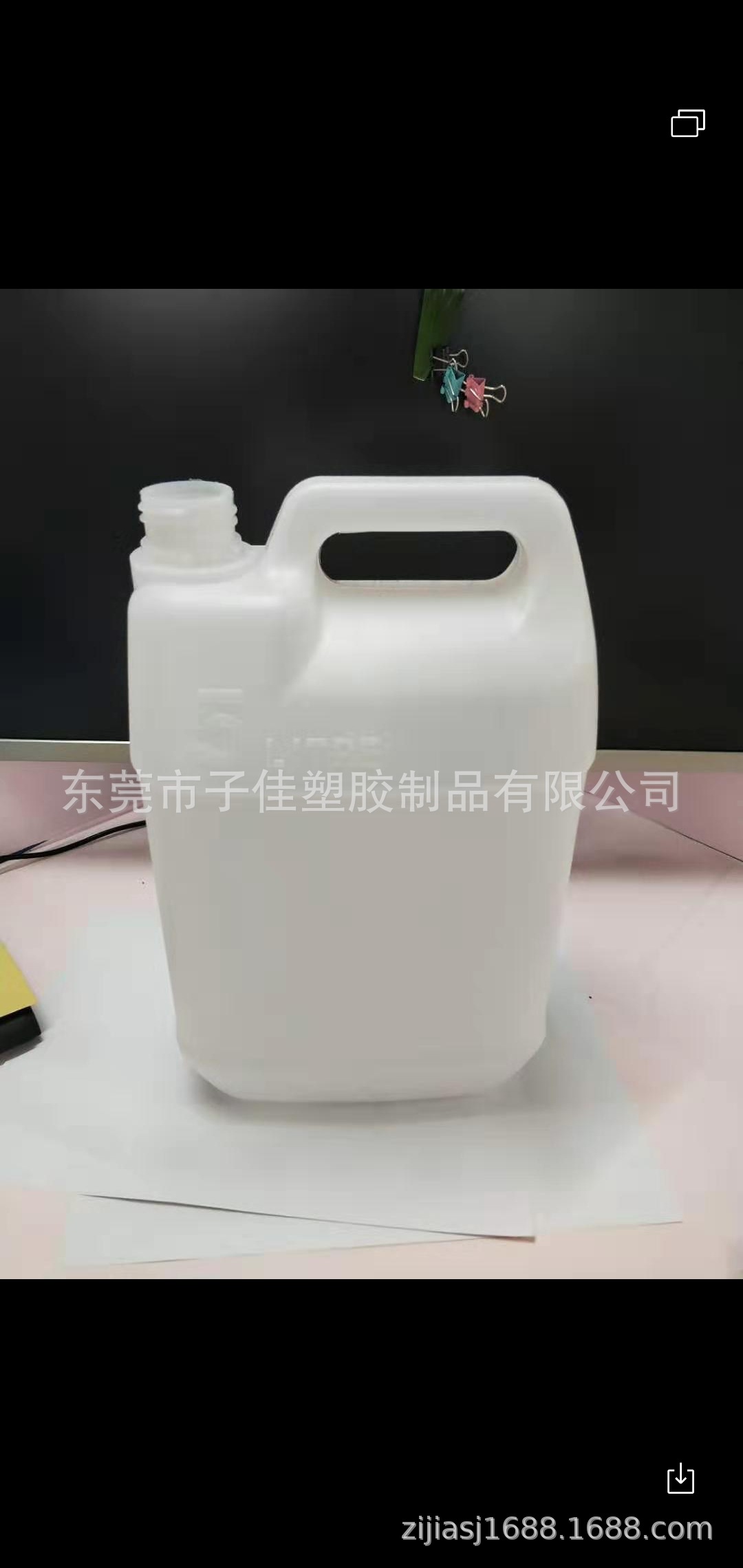 湖南白色塑胶液体收纳桶 5升白色手提扁罐 新料