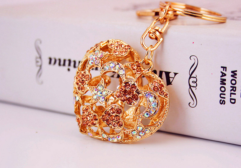 44g Weight Travel Occasion Alloy, Metal Material Heart Pattern Women'S Gender White, Pink, Blue, Peach Color Korean Creative Diamond-studded Crystal Hollow Keychain 3
