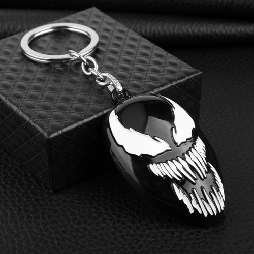 Movie peripheral Venom keychain black Spider-Man alloy car keychain bag pendant wholesale