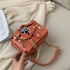 Fashionable small bag, chain, one-shoulder bag, jacket, clothing, 2020, Korean style