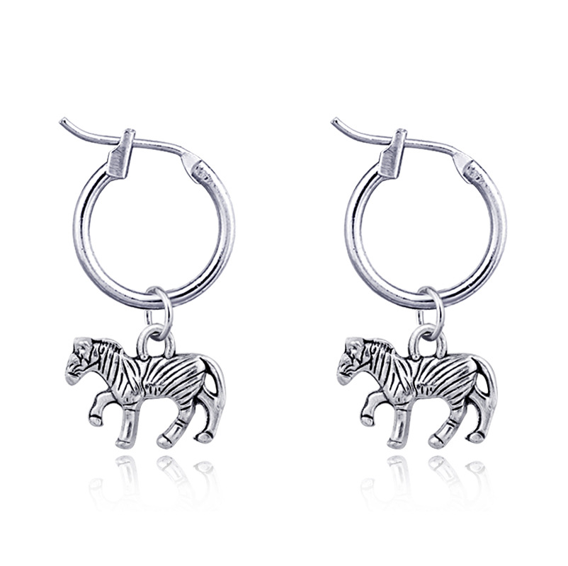 European And American Fashion Animal Hoop Earrings Retro Cute Pony Pendant Earclip Earrings Female  Hot Sale display picture 2