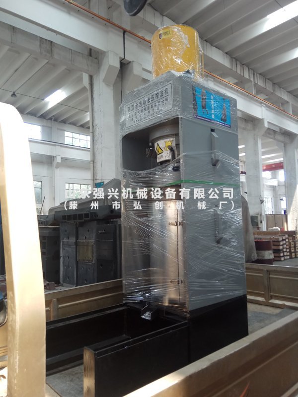 奇亚籽榨油机   奇亚籽榨油机价格   聚民牌新型自动液压榨油机