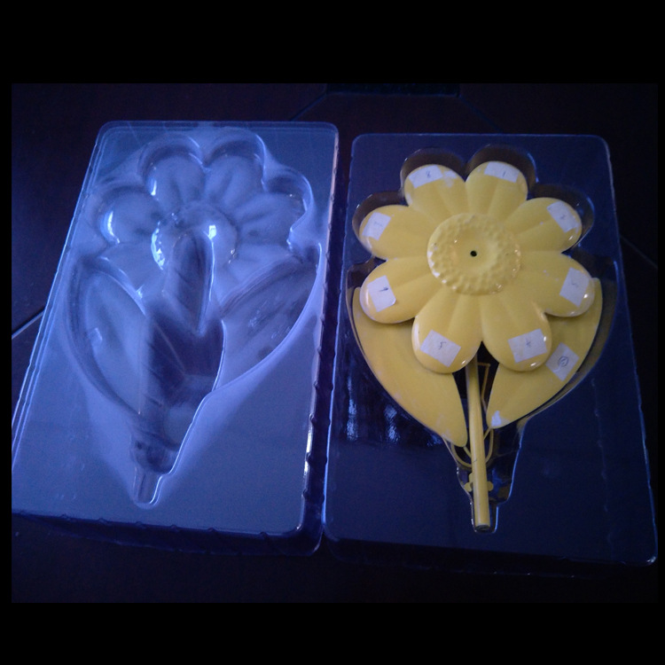 东莞凤岗清溪塘厦周边定制 透明PVC PET吸塑内托单价优惠吸塑包装