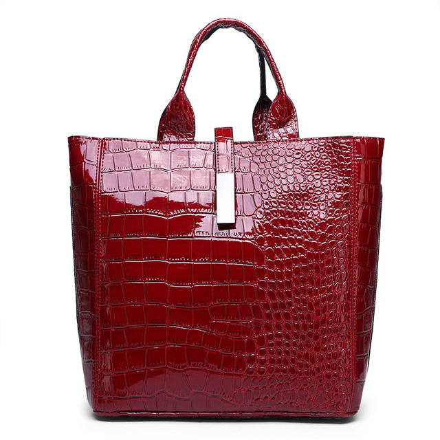 bright lacquer crocodile pattern Fashion single-shoulder handbag 