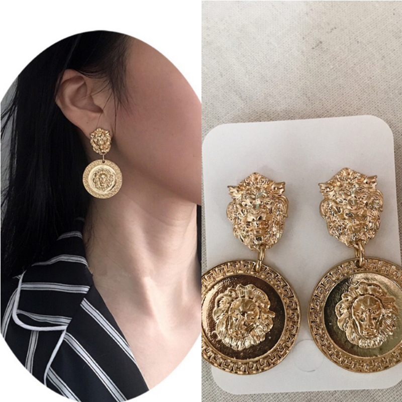 Simple Embossed Lion Head Metal Earrings display picture 1