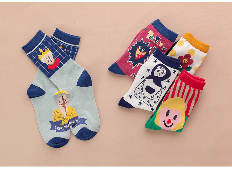 Beklædningstilbehør mode tegneserie animation poppende slik damer mellemlange strømper engros bomuld sved absorberende sportsstrømper til kvinder_voghion.com