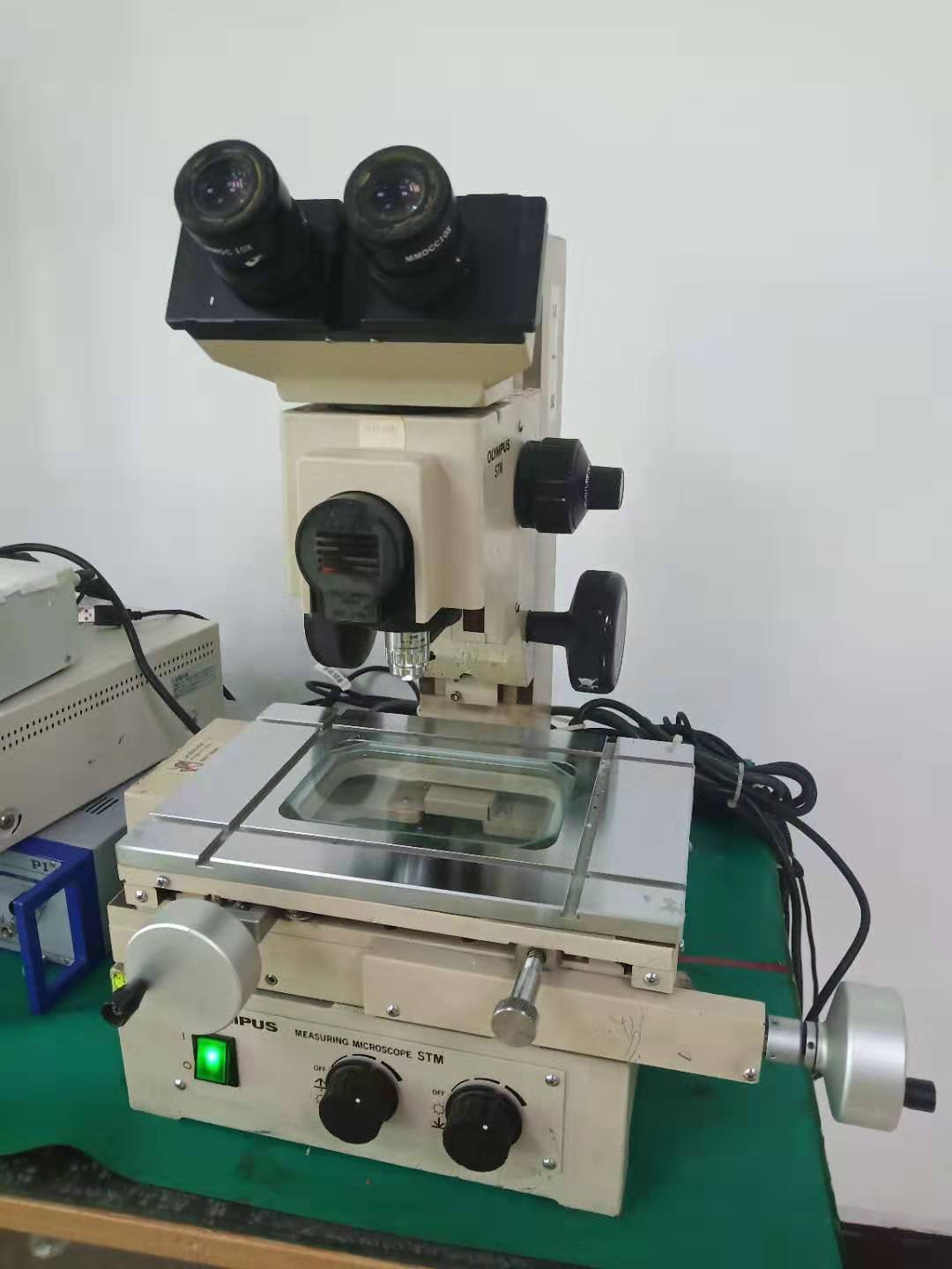 二手OLYMPUS STM(小型工具显微镜) 测量行程：100X50mm二轴显示