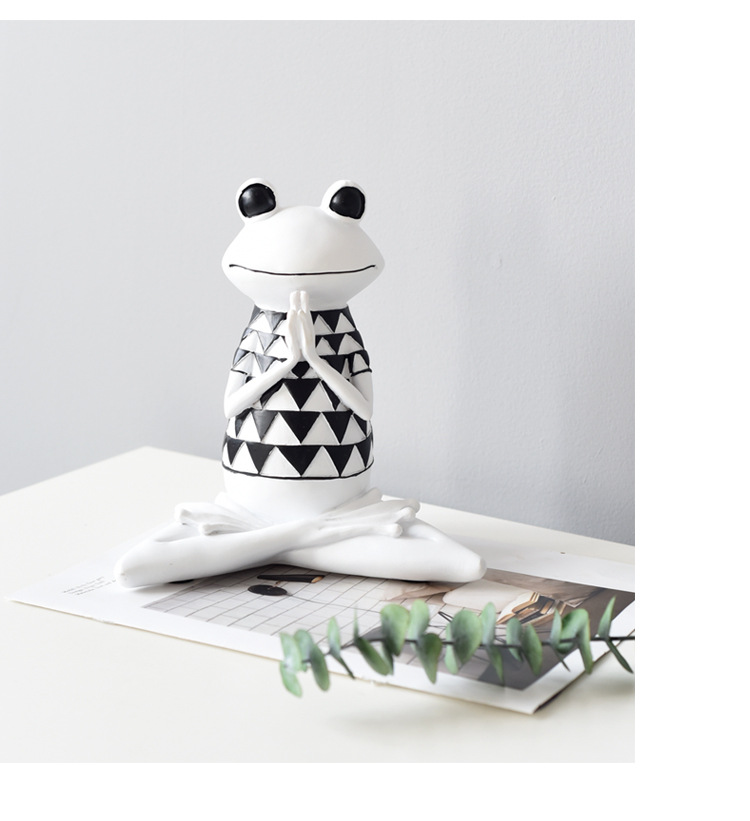 Nordic Living Room Home Yoga Frog Ornaments Resin Crafts Dressing Table Children's Room Frog Animal Decorations