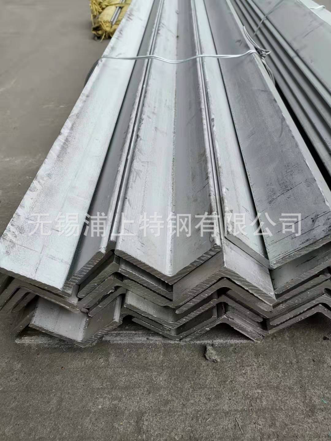 b8e34087df61e8312289b4d5e96e2a