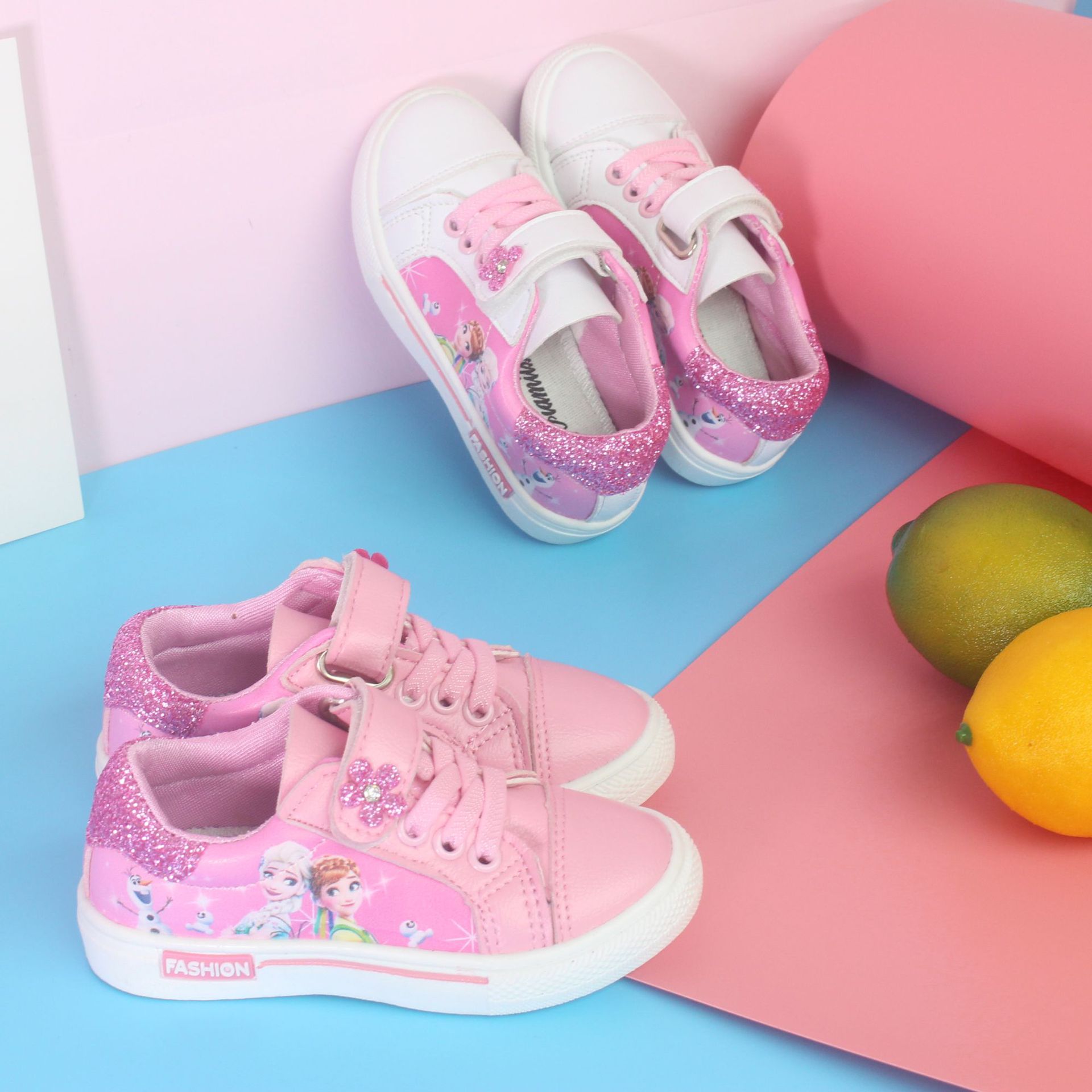 女童凉鞋2022夏季新款儿童凉鞋素色公主鞋中小童时尚花朵露趾批发-阿里巴巴