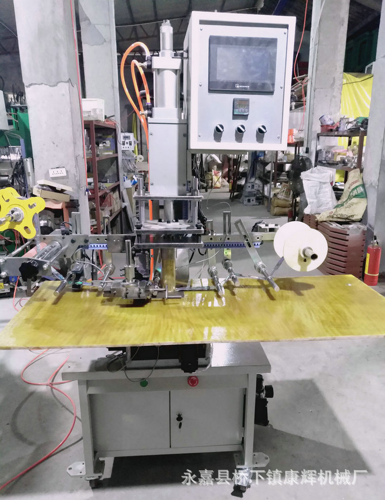 热销供应防伪商标烫金机 台式烫金机 礼品包装纸烫金机