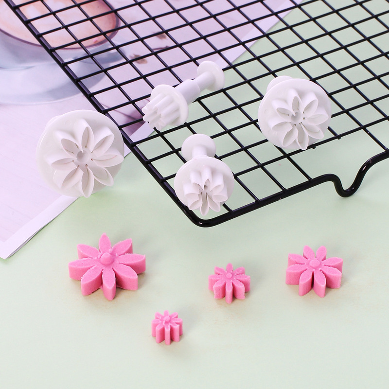 Fondant Cake Tools 4Pcs Daisy Flower Mold Chrysanthemum Embossing Mold Cutting Mold Cookie Mold Baking Mold