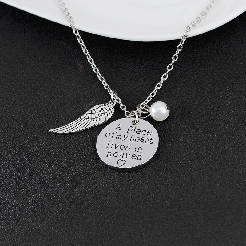 New Fashion Round Wings Pendant Necklace A Piece Of My Heart In Heaven Necklace display picture 5