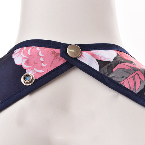 Custom-made waterproof bibs for seniors—elderly feeding bibs, adult saliva towels, and absorbent meal bibs—perfect for those who dream of comfort and convenience.