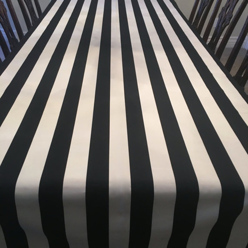unique-black-and-white-tablecl