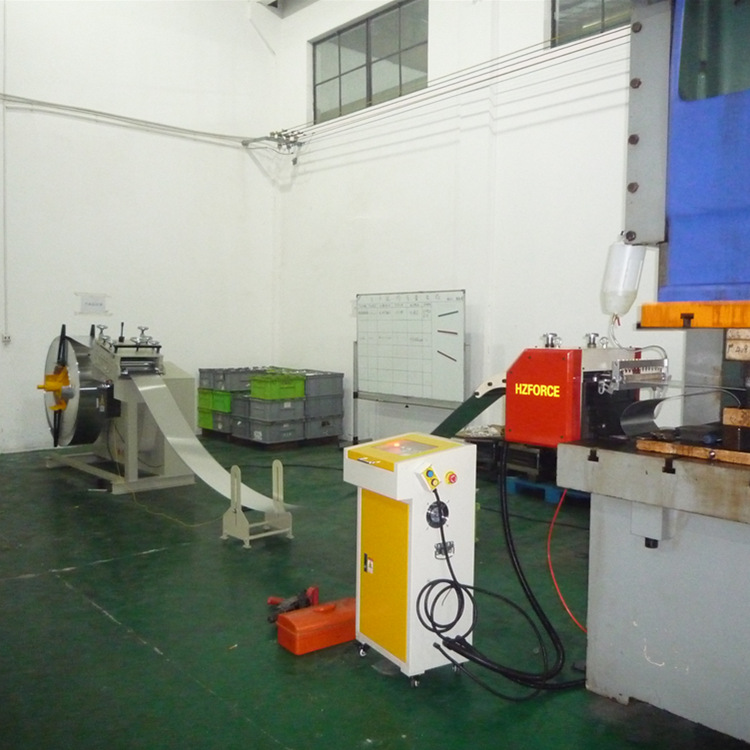 nc数控送料机 闭式双点冲床自动冲压送料机 高速气动冲床送料机