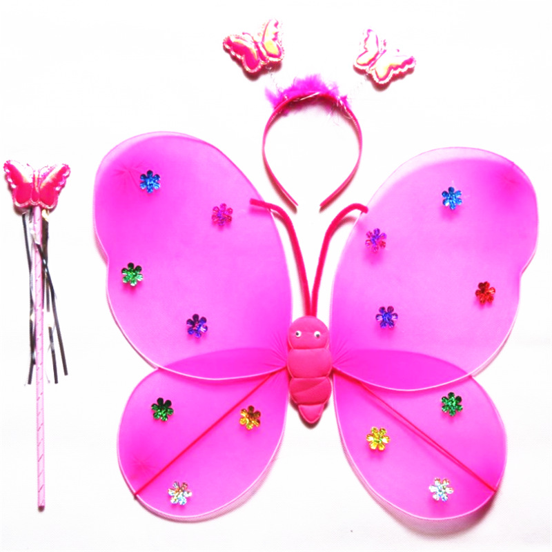 дети в костюмах ангелов. крылья игрушечные. крылья бабочки для девочки. крылья феи. набор феи для девочки.