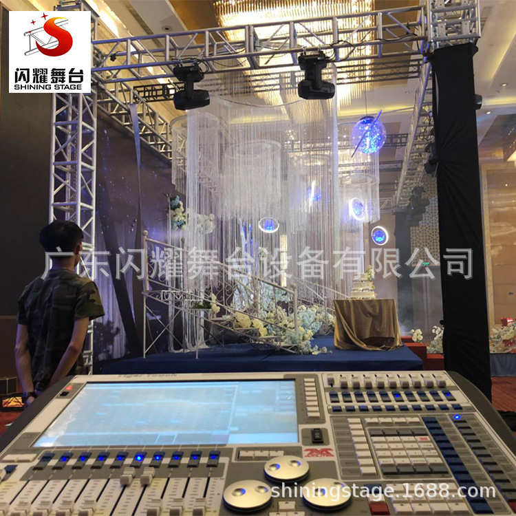 厂家批发铝板螺丝架 吊天花灯光架 广告背景架