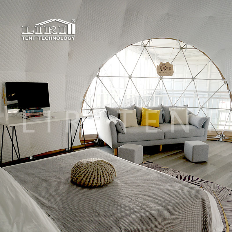 ���������ǿվƵ����� ��ɫҰ����������Ӫ�� ��ɫ¶Ӫס������