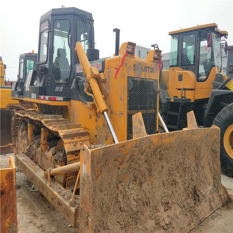 Precio de excavadoras usadas de África 160 / 220 en venta en Shanghai image 2