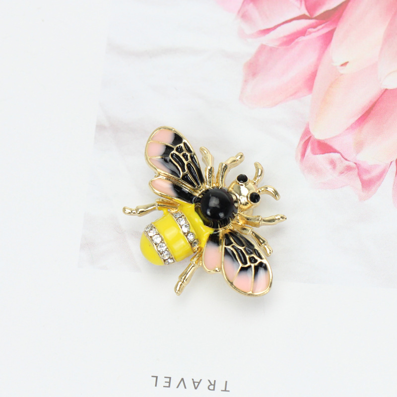 Mode Abeille Broche Châle Veste Accessoires Simples Broche Abeille display picture 4