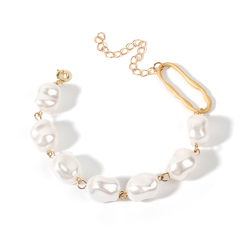 Fashion Creative Irregular Pearl Simple  Metal Bracelet display picture 2