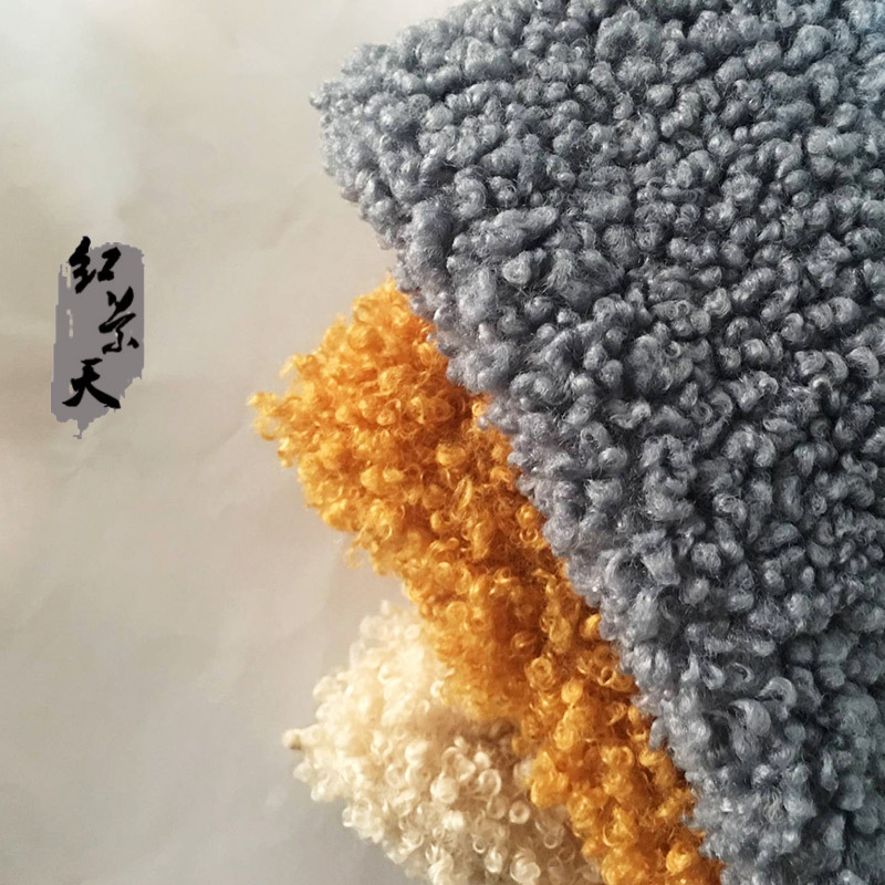 【泰迪绒】定制绒布泰迪绒小颗粒羊羔绒布料秋冬保暖服装家纺面料-阿里巴巴