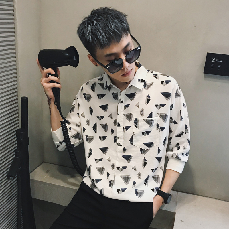 summer Elbow sleeve shirt man Korean Edition Self cultivation new pattern leisure time Short sleeved Geometry pattern Inch clothes Sleeve shirt