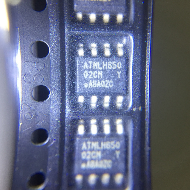 原厂供应AT24C02C AT24C02C-SSHM-T存储器批发全新原装正品