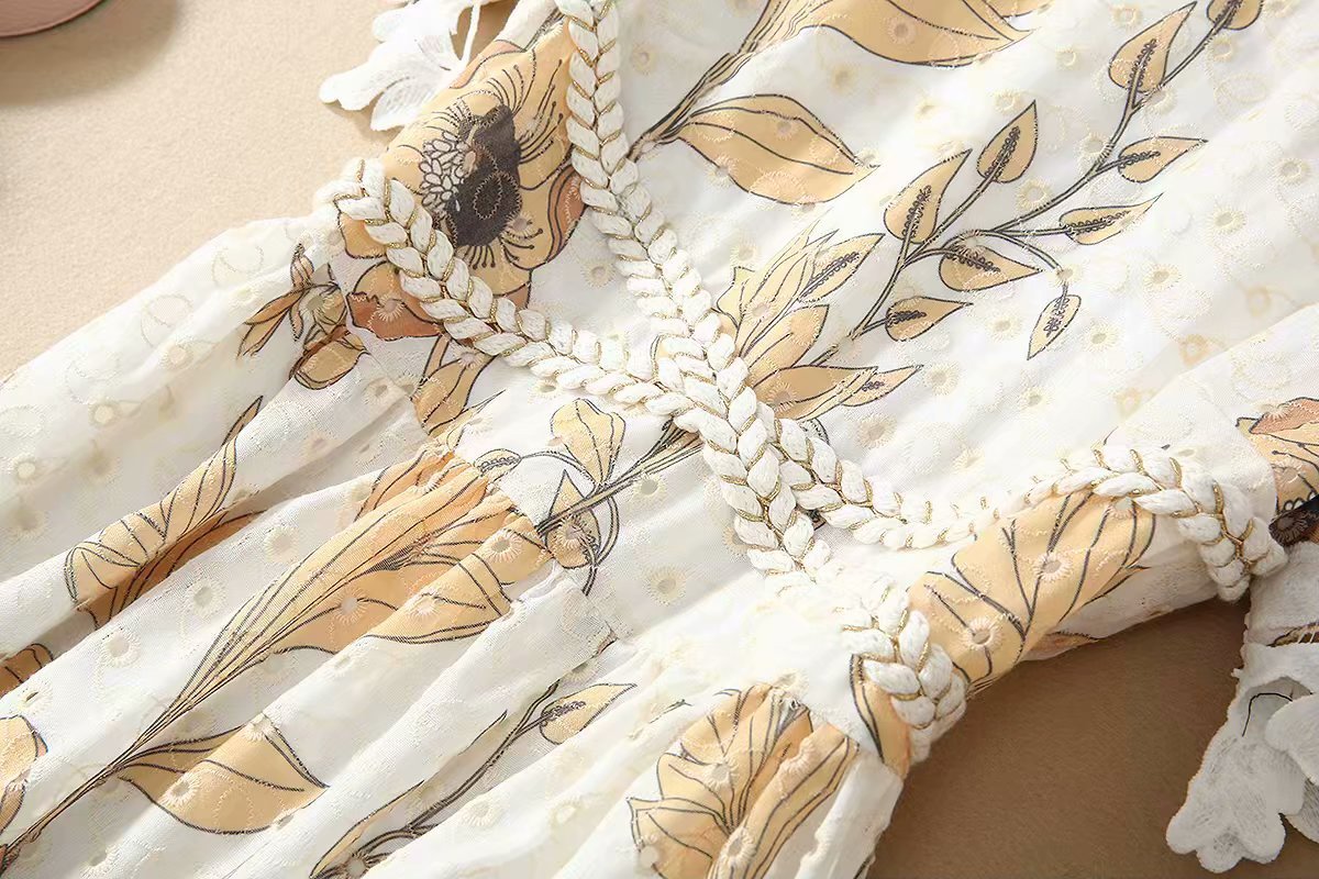 1225-01 花边辫子拼接连衣裙 码数SMLXL面料绣品+