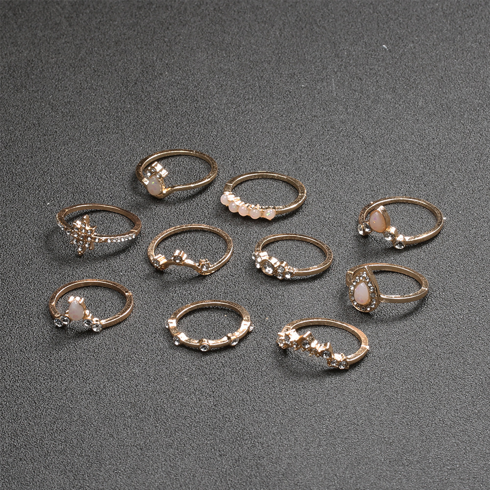 Alloy Material Fashion Crown Alloy Plating Artificial Gemstones Women'S Ring Sets
