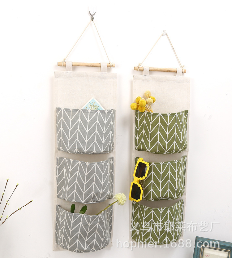 4137733820_776389932