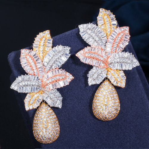 Cross-border S925 Silver Stud Earrings with Elegant European & American Design, Featuring Tri-Color Electroplating and Striking Tropical Pineapple-Shaped Big Earrings