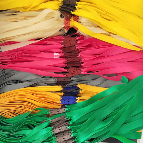 Wholesale slingshot flat rubber band slingshot leather 1.0 two-color wide flat rubber band slingshot leather 1.2 flat rubber band set