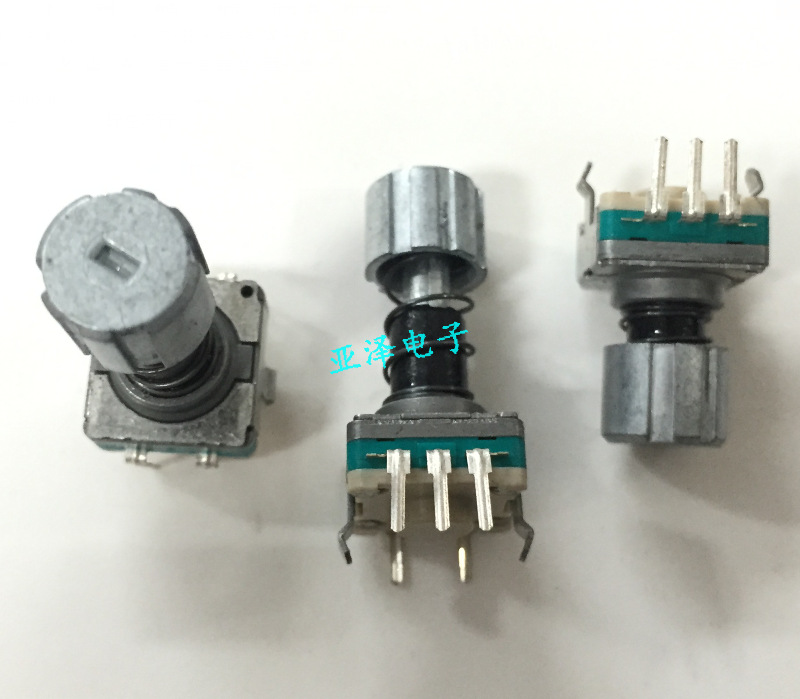 日本ALPS阿尔卑斯EC11E152T409弹簧自锁编码器30定位15脉冲数