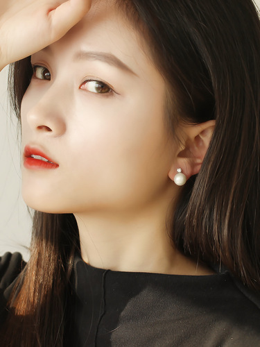 Tiffany niche design zircon pearl earrings women's 925 silver earrings simple temperament earrings dropshipping