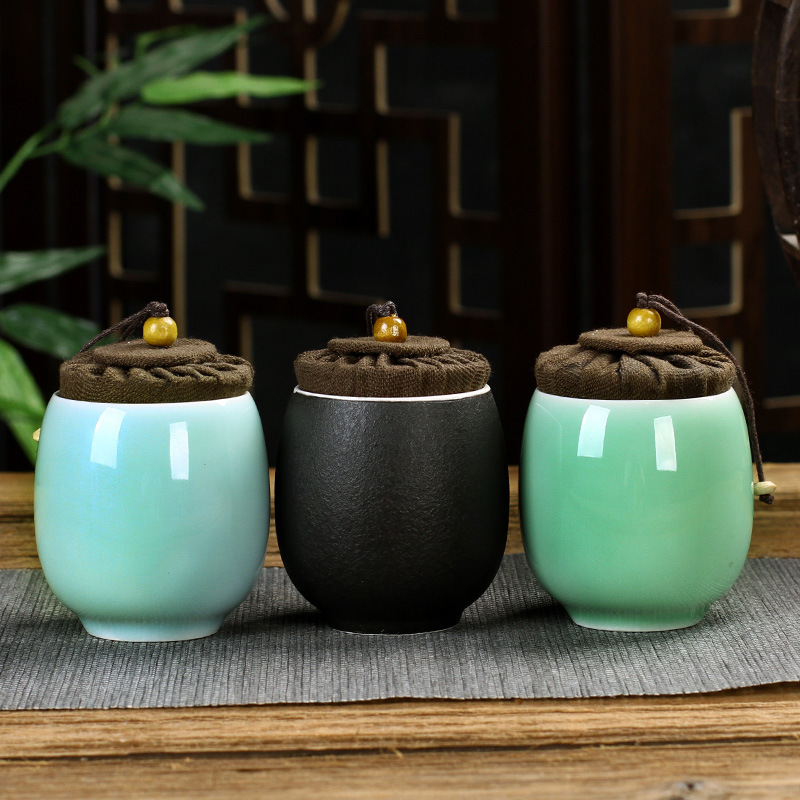 青瓷茶叶罐粉青梅子青迷你陶瓷创意茶叶罐便携式旅行茶盒厂家直销