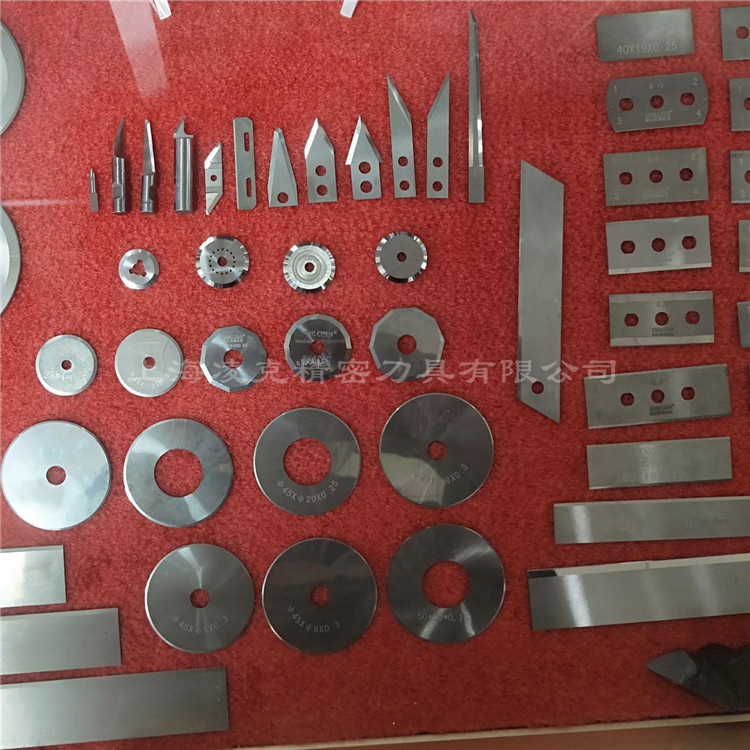 ҹӦεƬ ޱ߻иƬ ٸε