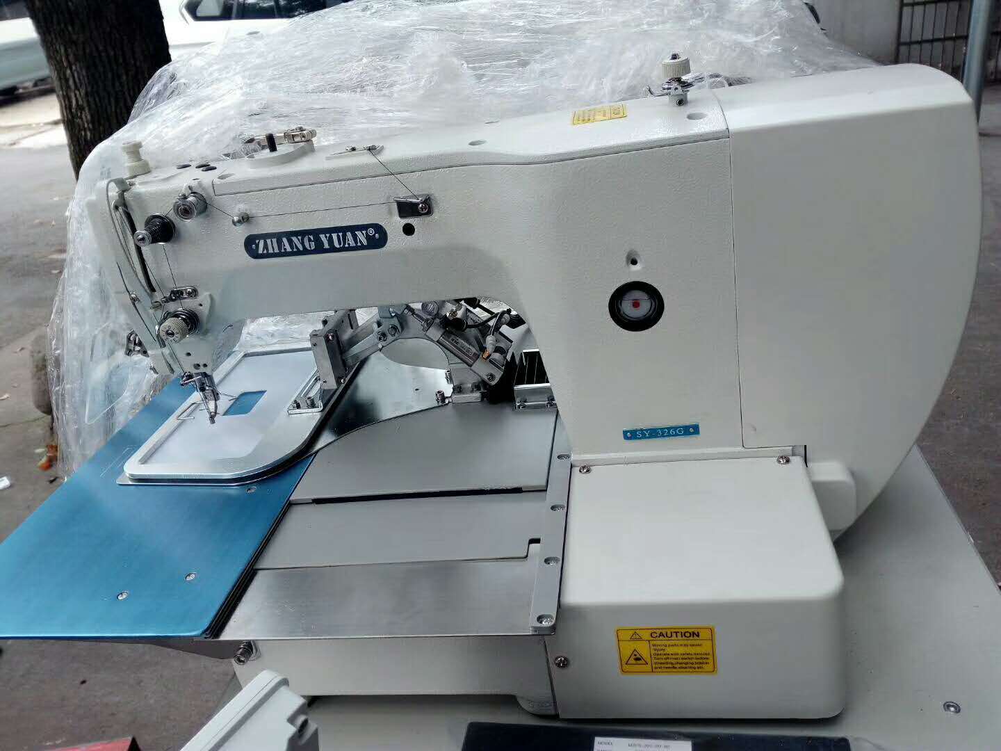 326G款花样机触摸屏工业缝纫机