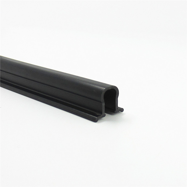 Productos de extrusión de plástico Tira de plástico de PVC sellado de borde de sellado Tira en forma de U Procesamiento de extrusión de perfil de PVC