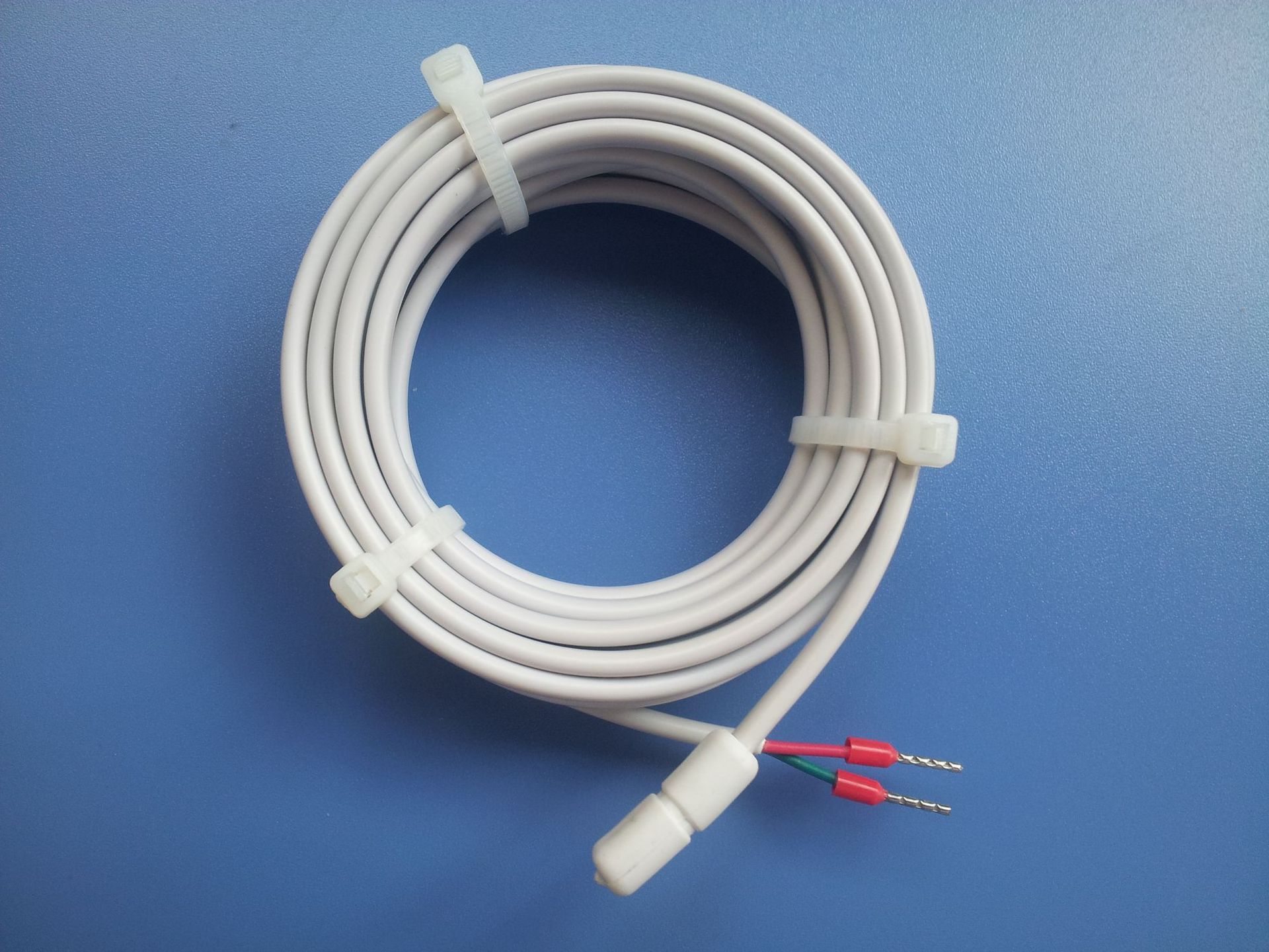 地暖车用温控模块厨房电器冰箱空调热水器温度传感器防水耐高温