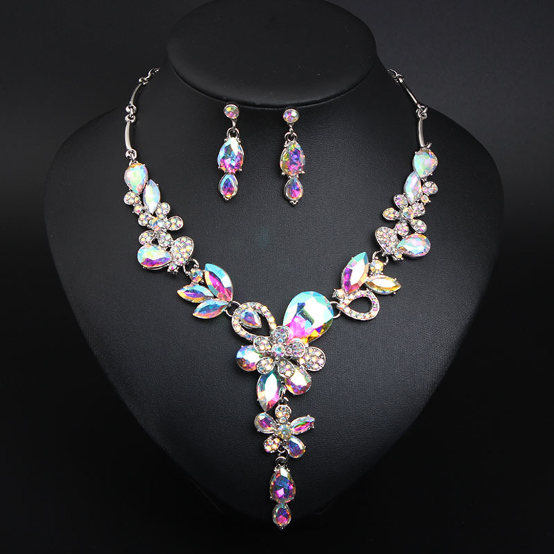 1 Set Quantity Wedding, Party Occasion Artificial Crystal, Alloy Material Lady Flower Artificial Gemstones Artificial Crystal Alloy Wholesale Necklace
