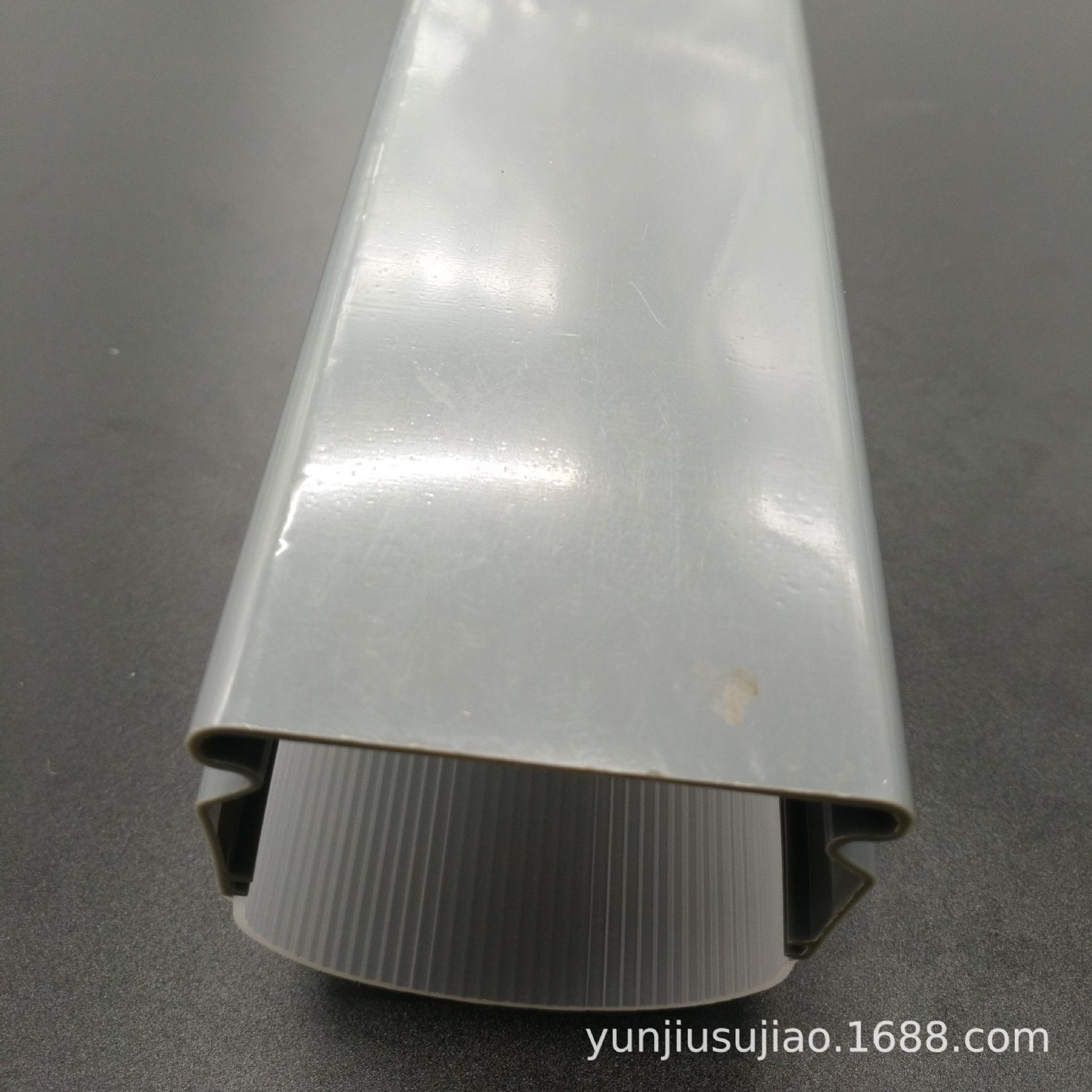 挤出塑胶塑pc料异型材pvc双色共挤异形灯罩定 做塑胶胶条东莞厂家